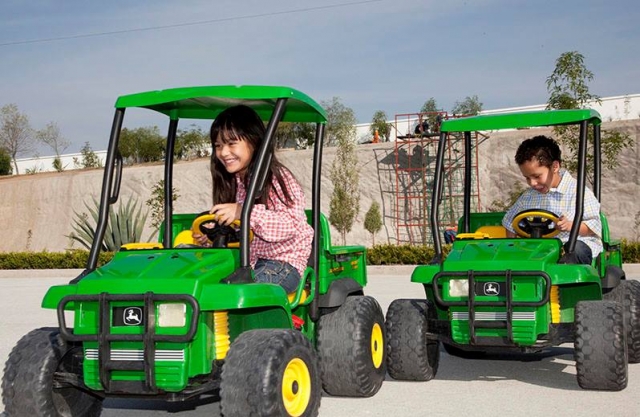 Cochecitos en el parque